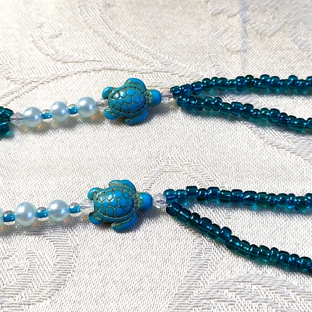 Stylish Blue & Teal Footless Sandals! - Picture 3 of 4